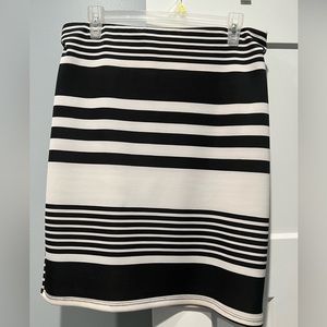 New York & Co pencil skirt